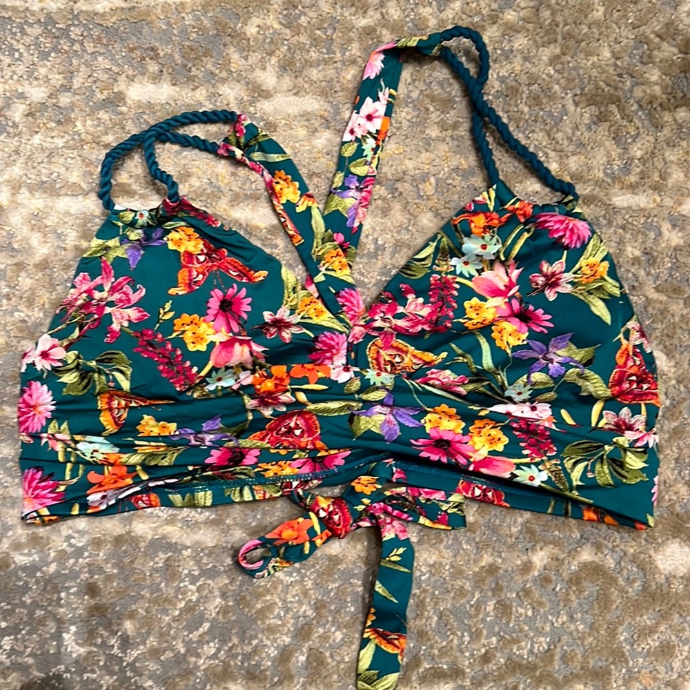 Jessica Simpson Bikini top 0X NWOT